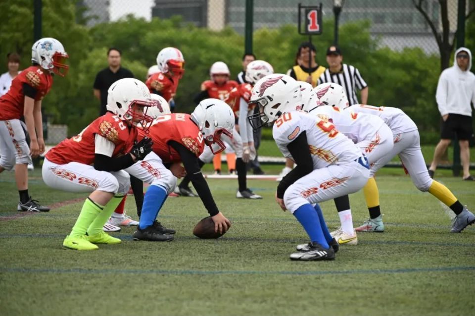 包含全国橄榄球联赛,总决赛激烈火爆的词条 包含全国橄榄球联赛,总决赛激烈火爆的词条