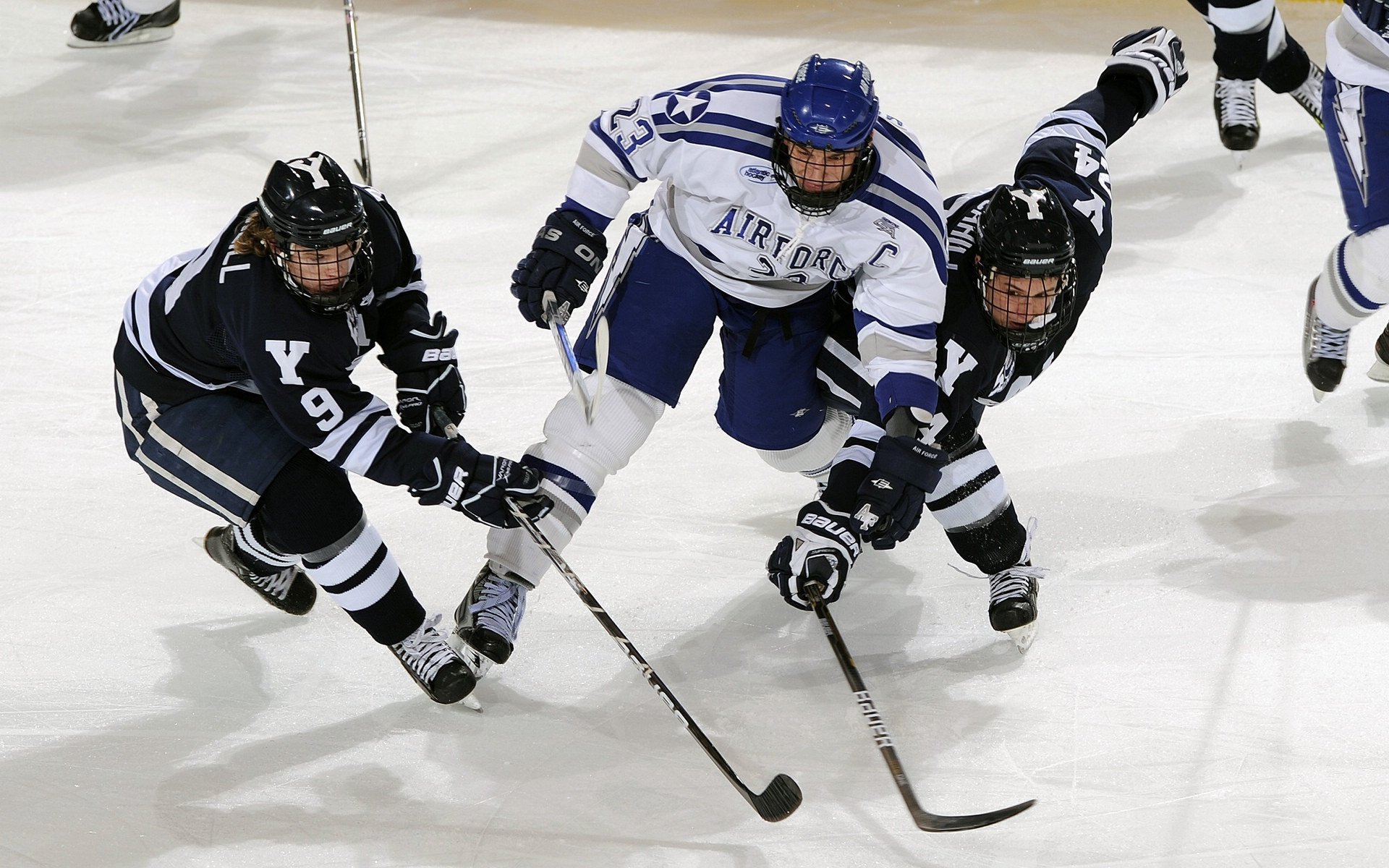 中国在电子竞技项目中表现出色,夺得多枚金牌,电子竞技在中国第二集